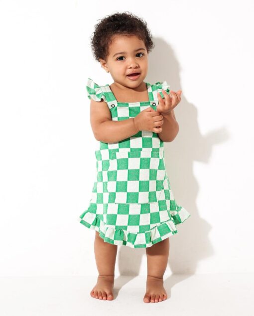 vestido jardineira bebê