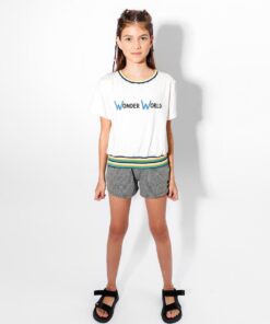 blusa infantil feminina manga curta estampa de frase detalhe listras e short infantil feminino verão 2021