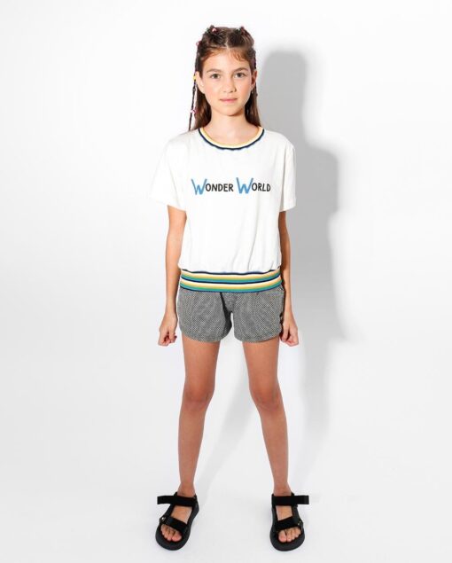 blusa infantil feminina manga curta estampa de frase detalhe listras e short infantil feminino verão 2021